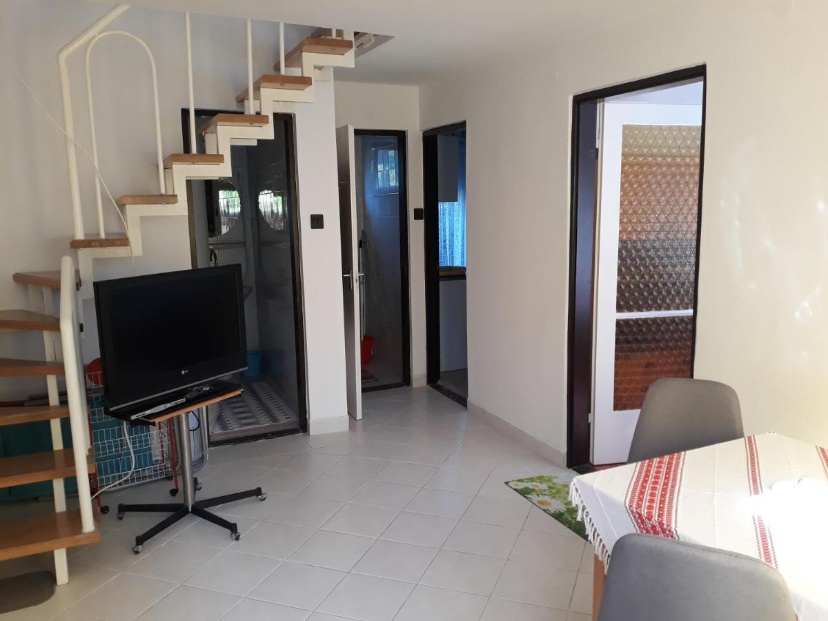 באלאטונקנשה Retrovilla מראה חיצוני תמונה