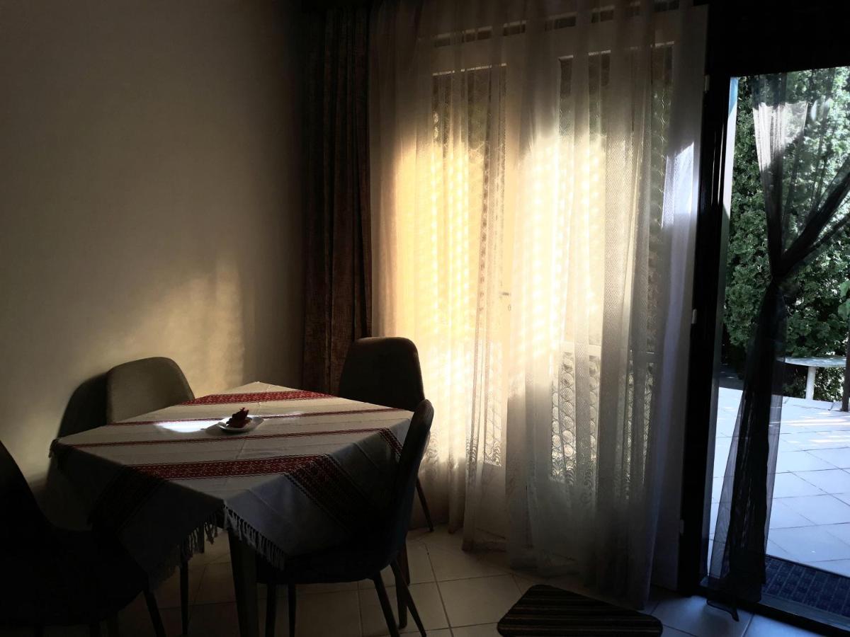 באלאטונקנשה Retrovilla מראה חיצוני תמונה